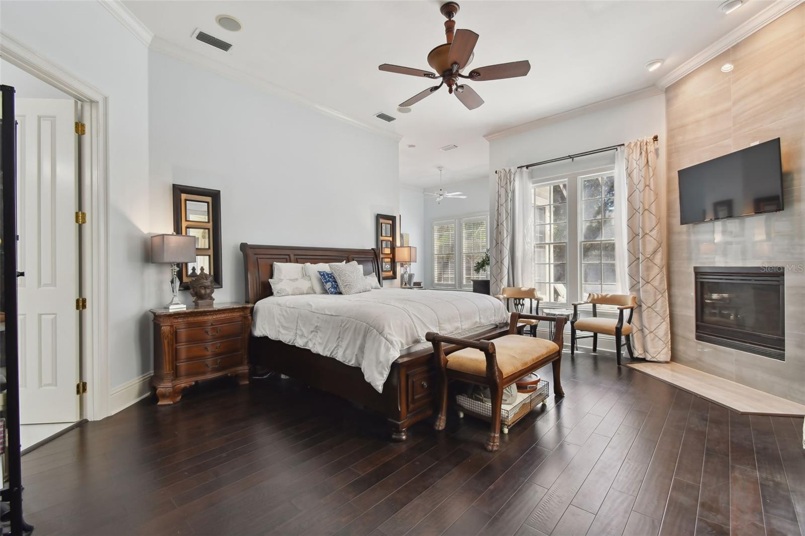 Celebration, Florida, 34747, United States, 6 Bedrooms Bedrooms, ,6 BathroomsBathrooms,Residential,Active,1988428