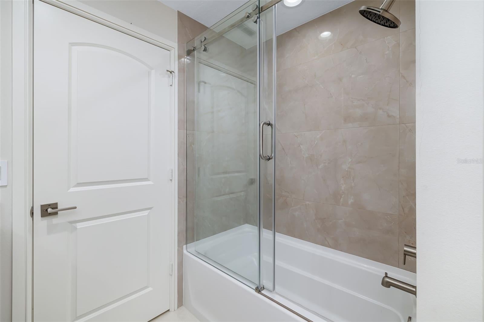 Sarasota, Florida, 34236, United States, 3 Bedrooms Bedrooms, ,4 BathroomsBathrooms,Residential,Active,2007150