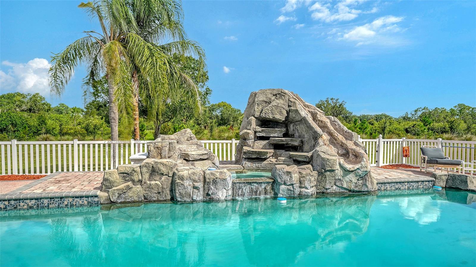 Sarasota, Florida, 34241, United States, 5 Bedrooms Bedrooms, ,4 BathroomsBathrooms,Residential,Active,1888985