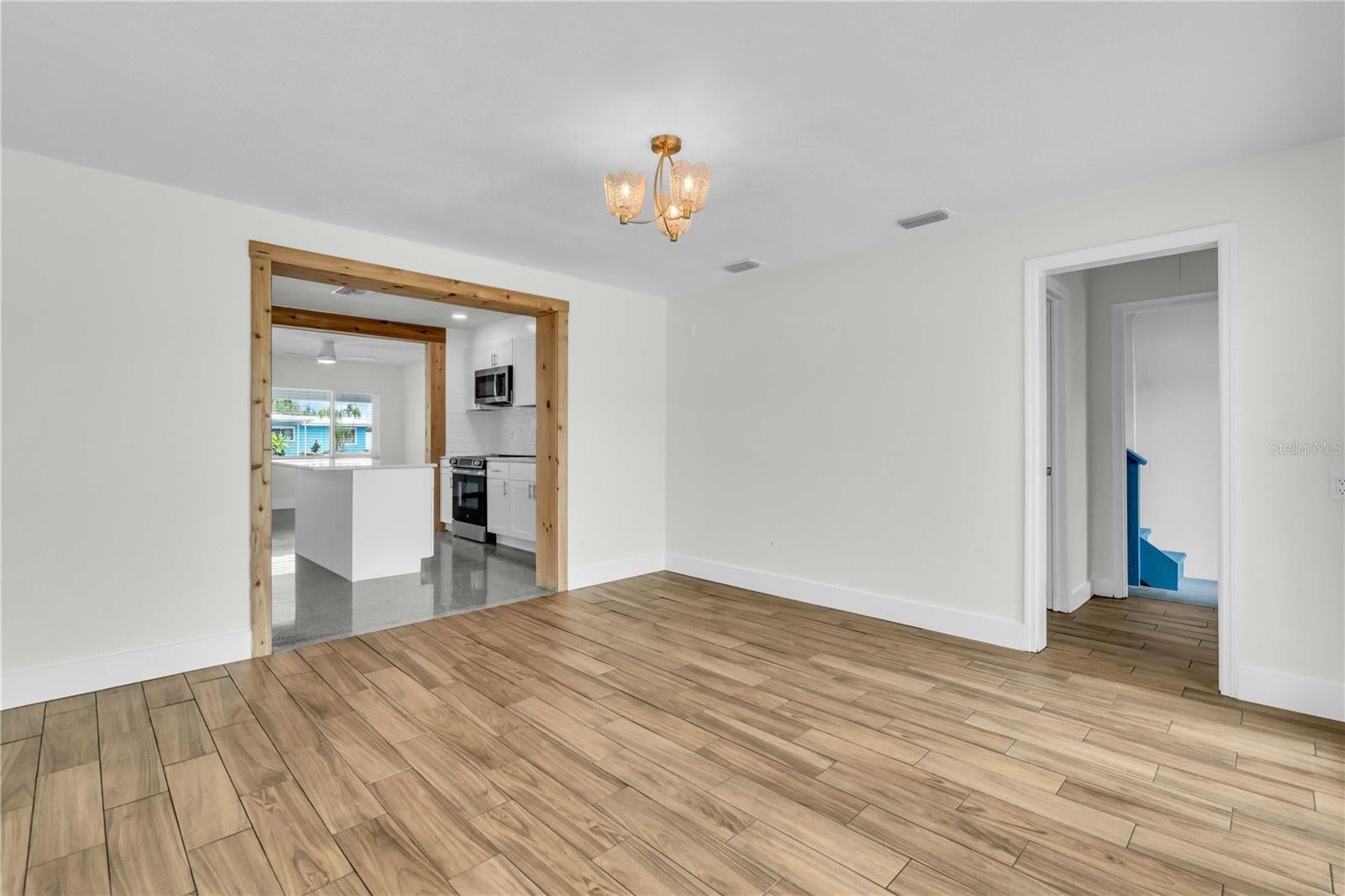 Indian Rocks Beach, Florida, 33785, United States, 3 Bedrooms Bedrooms, ,3 BathroomsBathrooms,Residential,Active,1945092