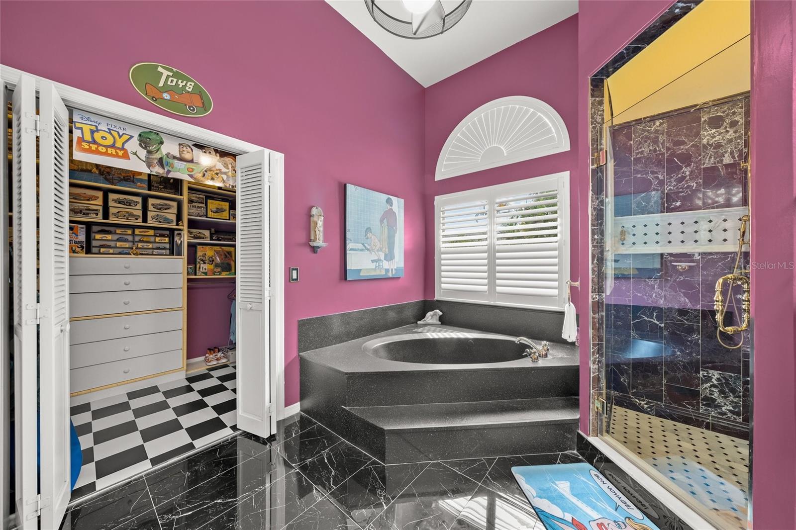 Sarasota, Florida, 34241, United States, 5 Bedrooms Bedrooms, ,4 BathroomsBathrooms,Residential,Active,1894526