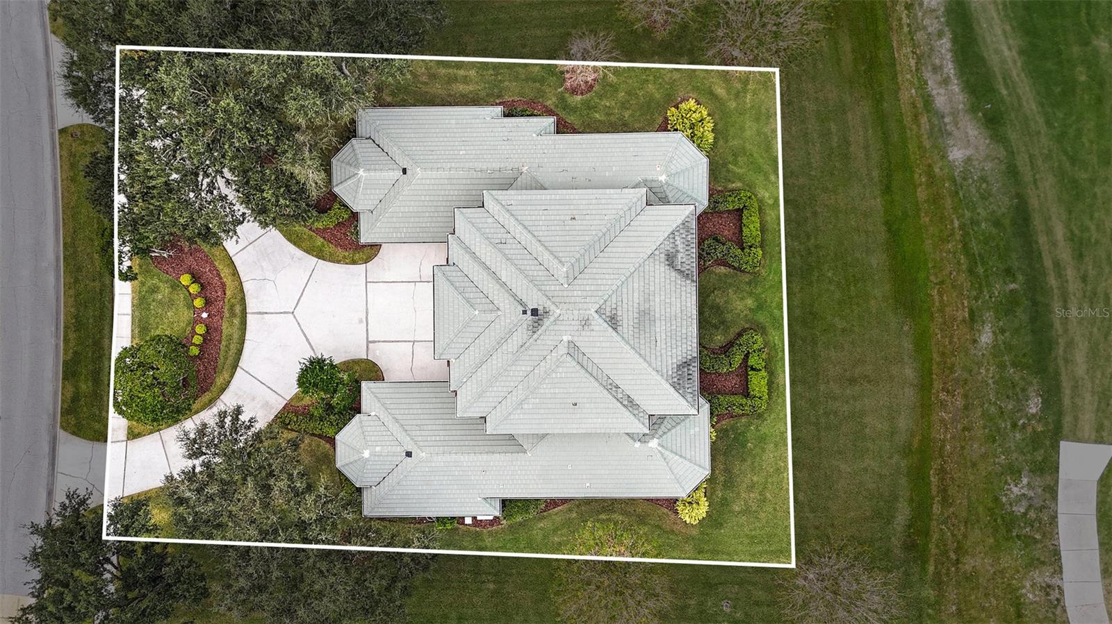 Lutz, Florida, 33558, United States, 4 Bedrooms Bedrooms, ,5 BathroomsBathrooms,Residential,Active,1990590