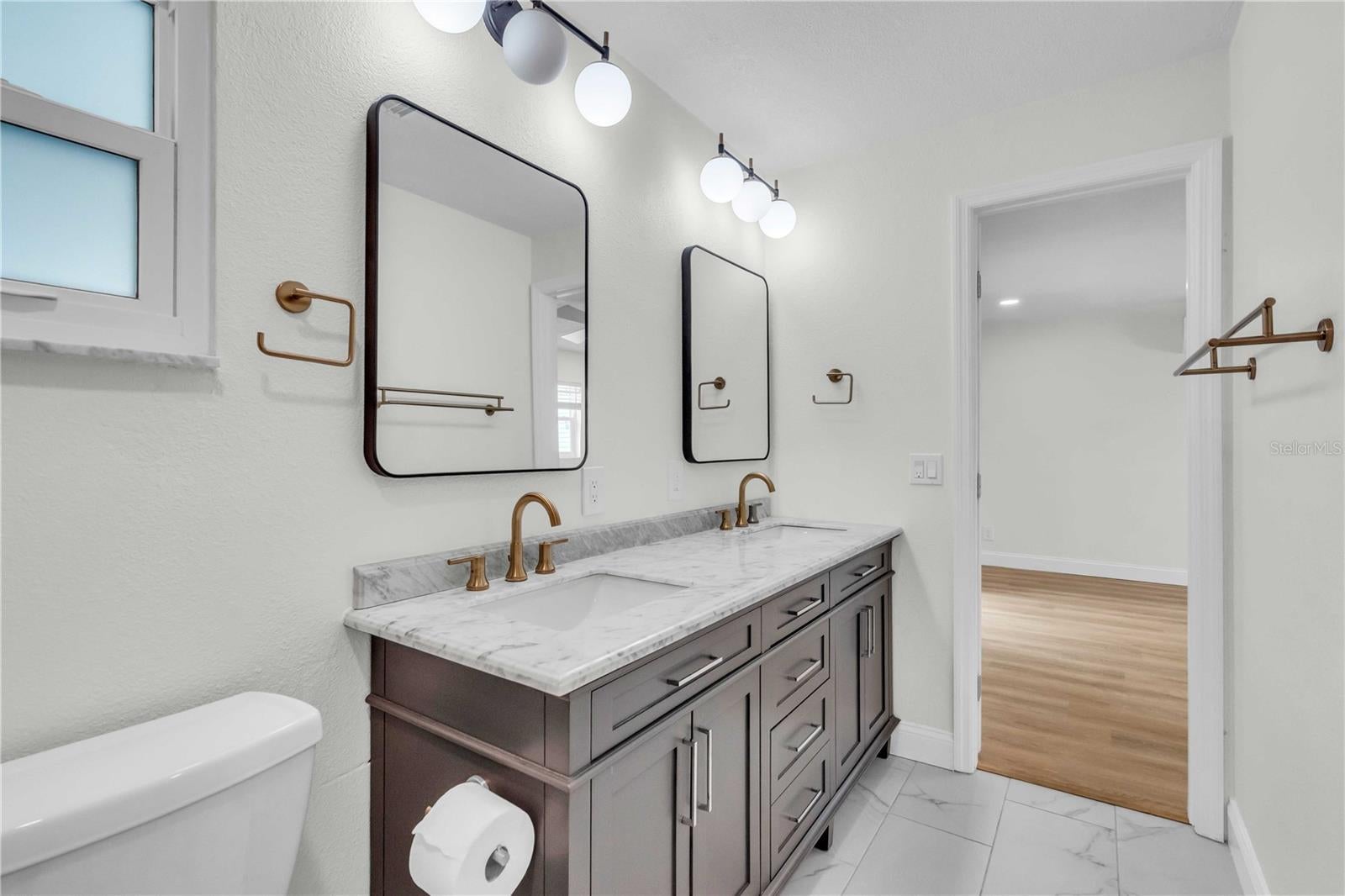 Indian Rocks Beach, Florida, 33785, United States, 3 Bedrooms Bedrooms, ,3 BathroomsBathrooms,Residential,Active,1945092