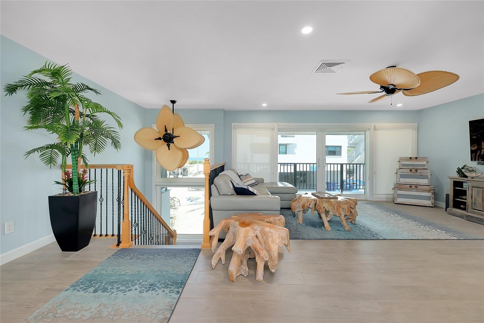 Sarasota, Florida, 34242, United States, 3 Bedrooms Bedrooms, ,2 BathroomsBathrooms,Residential,Active,1987232