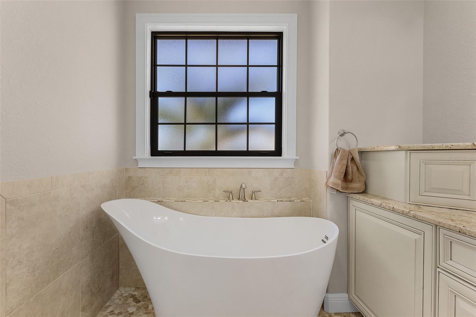 Punta Gorda, Florida, 33950, United States, 3 Bedrooms Bedrooms, ,3 BathroomsBathrooms,Residential,Active,1702370