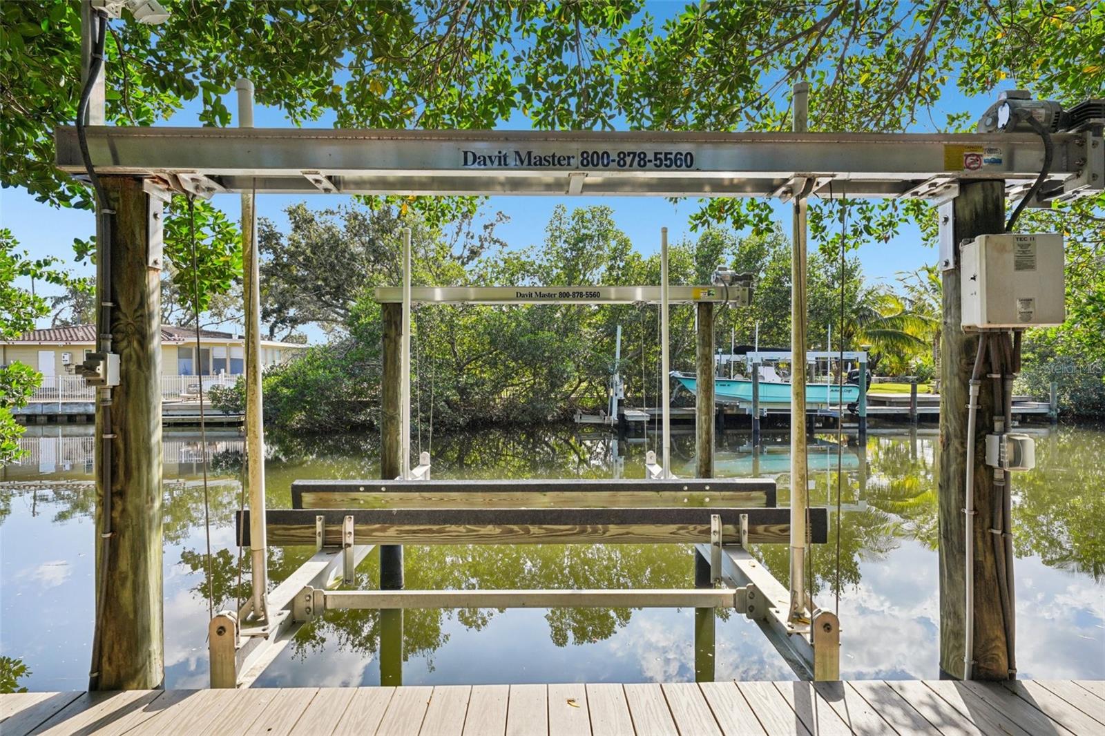 St Petersburg, Florida, 33703, United States, 4 Bedrooms Bedrooms, ,4 BathroomsBathrooms,Residential,Active,1994976