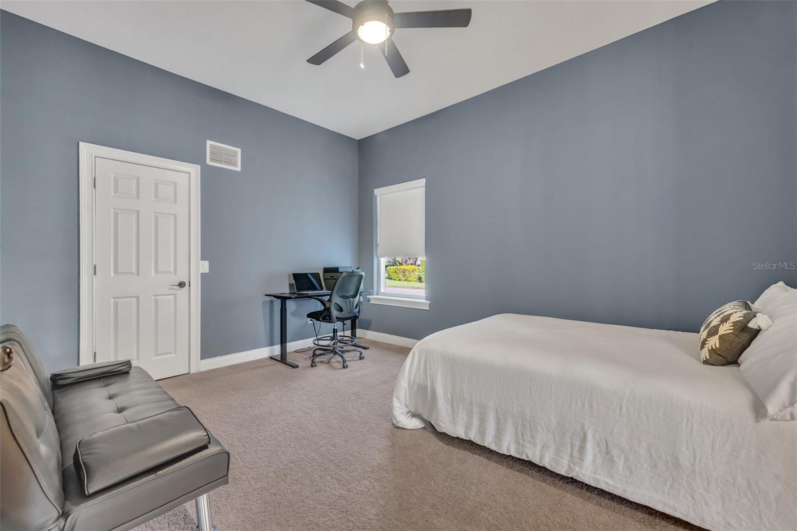 Oviedo, Florida, 32765, United States, 5 Bedrooms Bedrooms, ,5 BathroomsBathrooms,Residential,Active,1952070