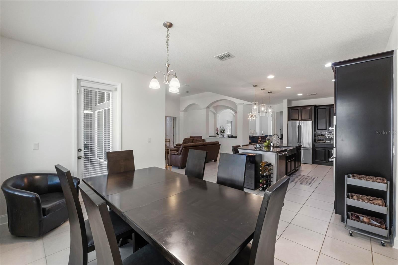 Winter Garden, Florida, 34787, United States, 5 Bedrooms Bedrooms, ,5 BathroomsBathrooms,Residential,Active,1742084