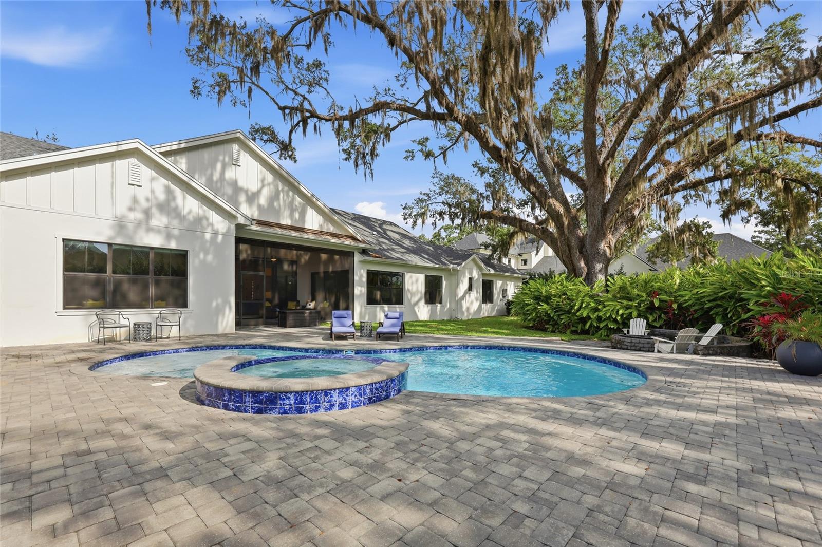 Winter Garden, Florida, 34787, United States, 5 Bedrooms Bedrooms, ,3 BathroomsBathrooms,Residential,Active,2009833