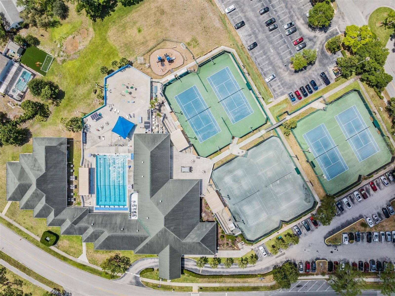 Palm Harbor, Florida, 34685, United States, ,4 BathroomsBathrooms,Residential,Active,1810371