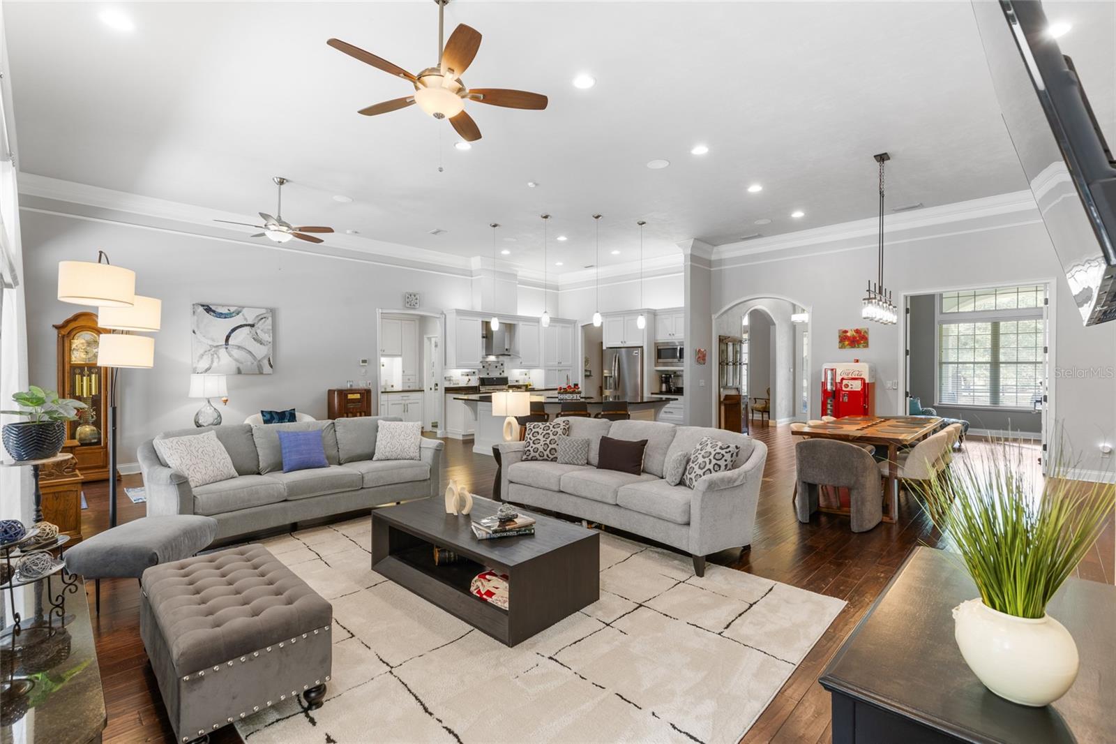 Newberry, Florida, 32669, United States, 4 Bedrooms Bedrooms, ,3 BathroomsBathrooms,Residential,Active,1810517