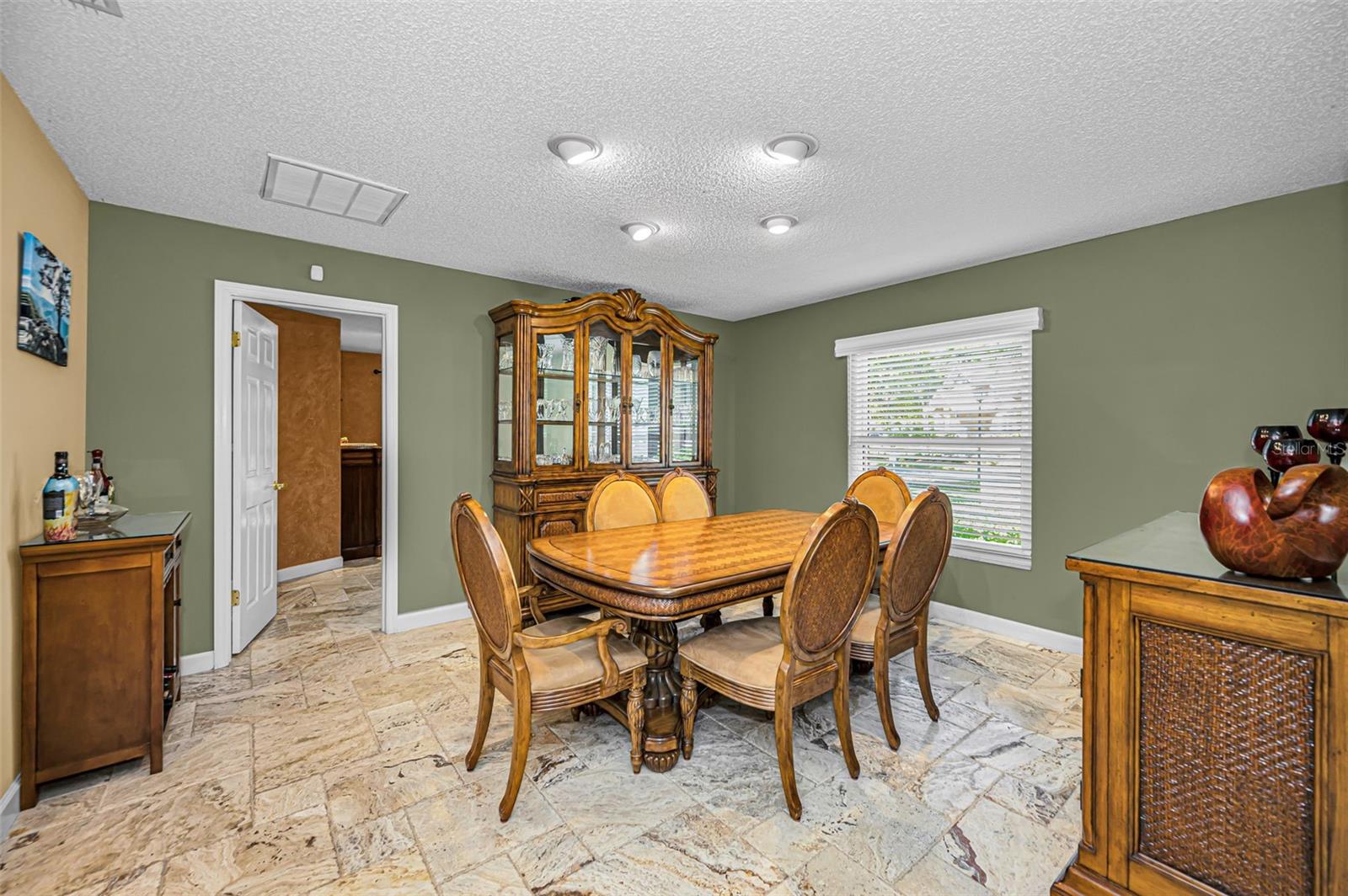 Palm Harbor, Florida, 34683, United States, 4 Bedrooms Bedrooms, ,4 BathroomsBathrooms,Residential,Active,2036020