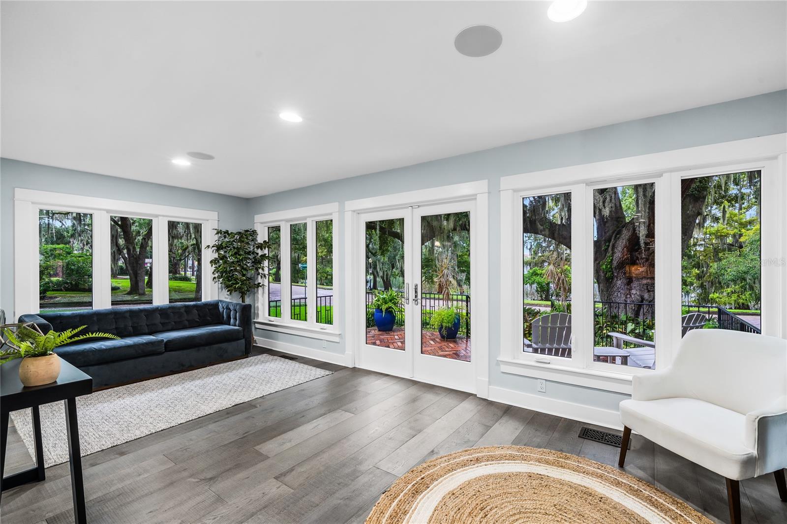 Orlando, Florida, 32803, United States, 5 Bedrooms Bedrooms, ,5 BathroomsBathrooms,Residential,Active,1926917