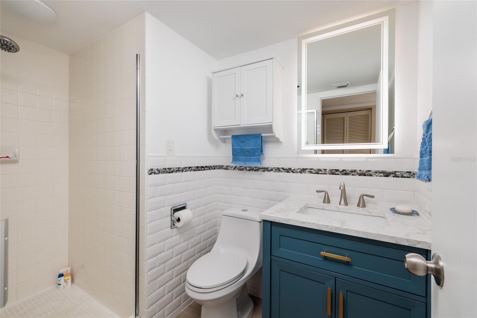 St Petersburg, Florida, 33707, United States, 4 Bedrooms Bedrooms, ,5 BathroomsBathrooms,Residential,Active,1985578