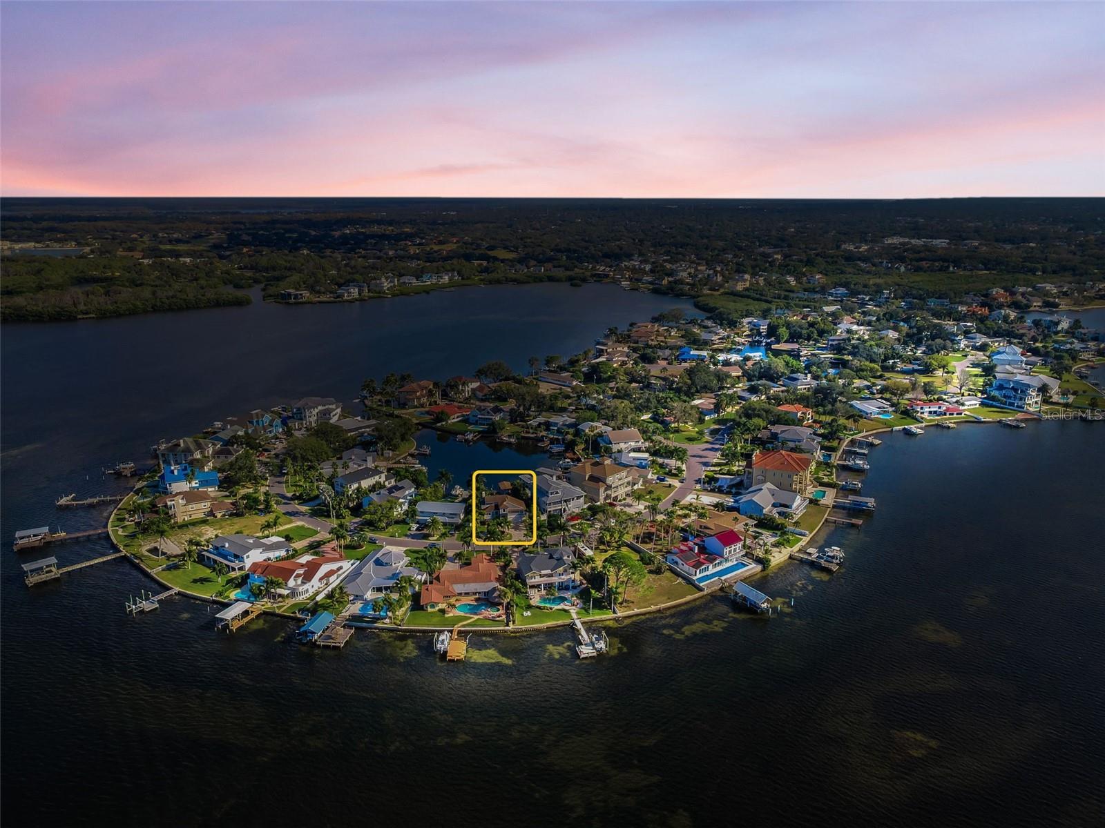 Palm Harbor, Florida, 34683, United States, 3 Bedrooms Bedrooms, ,3 BathroomsBathrooms,Residential,Active,2001068