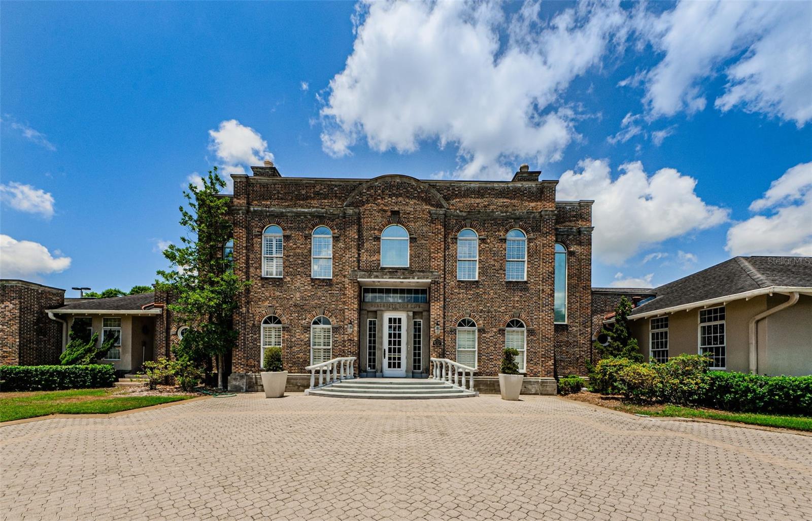 Tarpon Springs, Florida, 34688, United States, 5 Bedrooms Bedrooms, ,4 BathroomsBathrooms,Residential,Active,1853279
