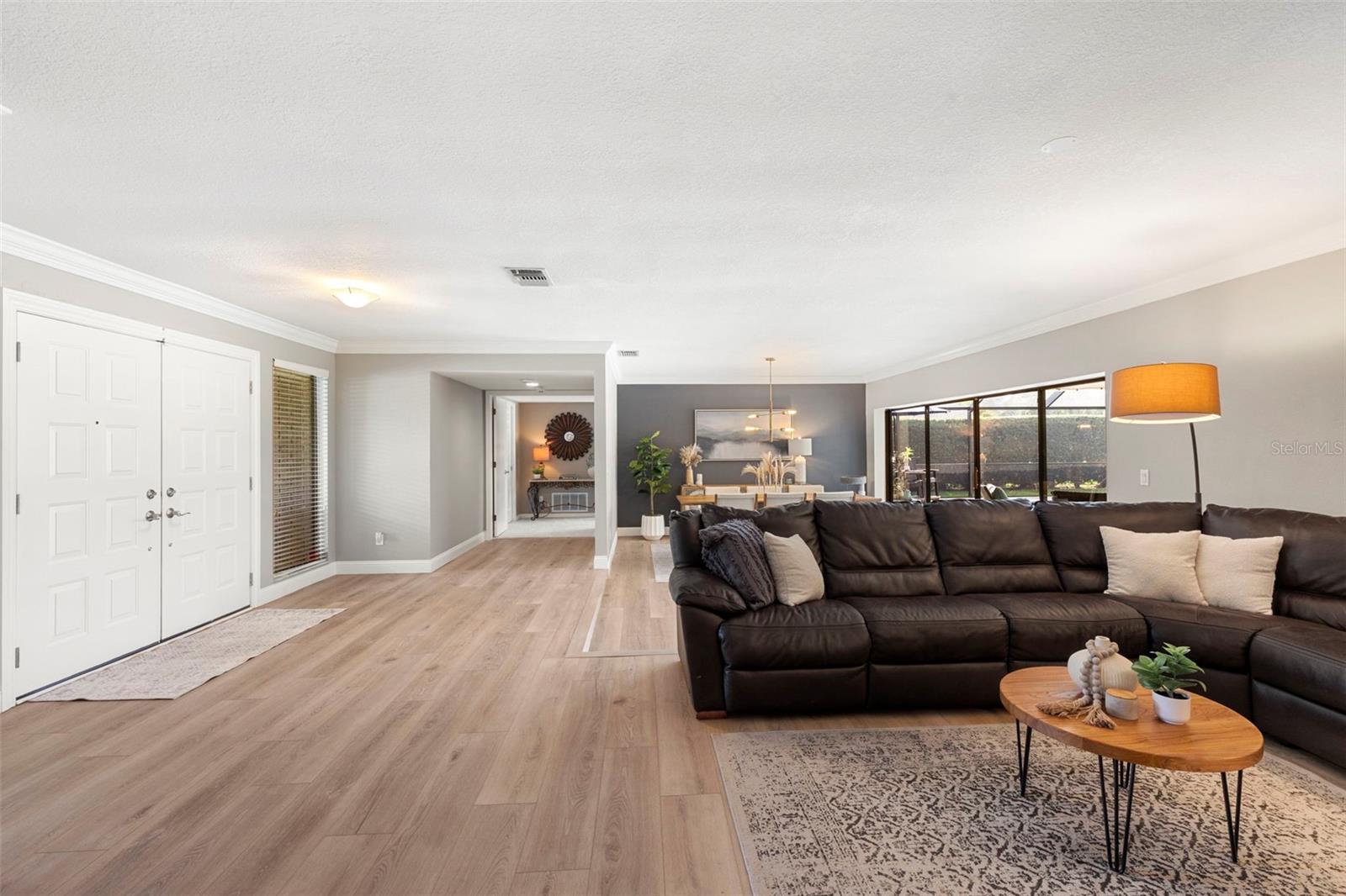 Clearwater, Florida, 33761, United States, 5 Bedrooms Bedrooms, ,3 BathroomsBathrooms,Residential,Active,1953689