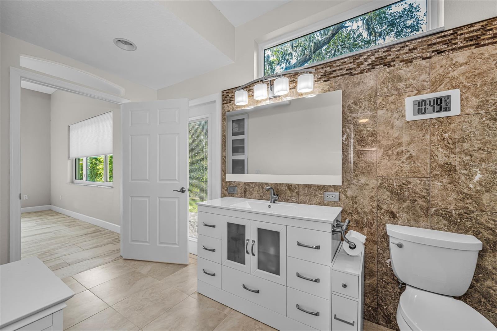 Dunedin, Florida, 34698, United States, 4 Bedrooms Bedrooms, ,3 BathroomsBathrooms,Residential,Active,2045023