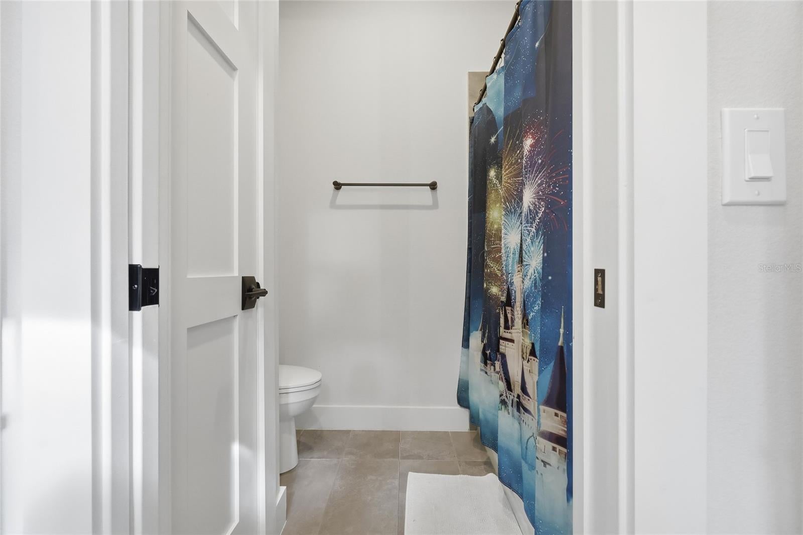 Winter Garden, Florida, 34787, United States, 5 Bedrooms Bedrooms, ,3 BathroomsBathrooms,Residential,Active,2009833