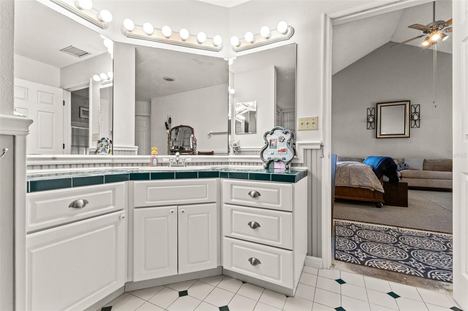 Brooksville, Florida, 34602, United States, 4 Bedrooms Bedrooms, ,6 BathroomsBathrooms,Residential,Active,1919396