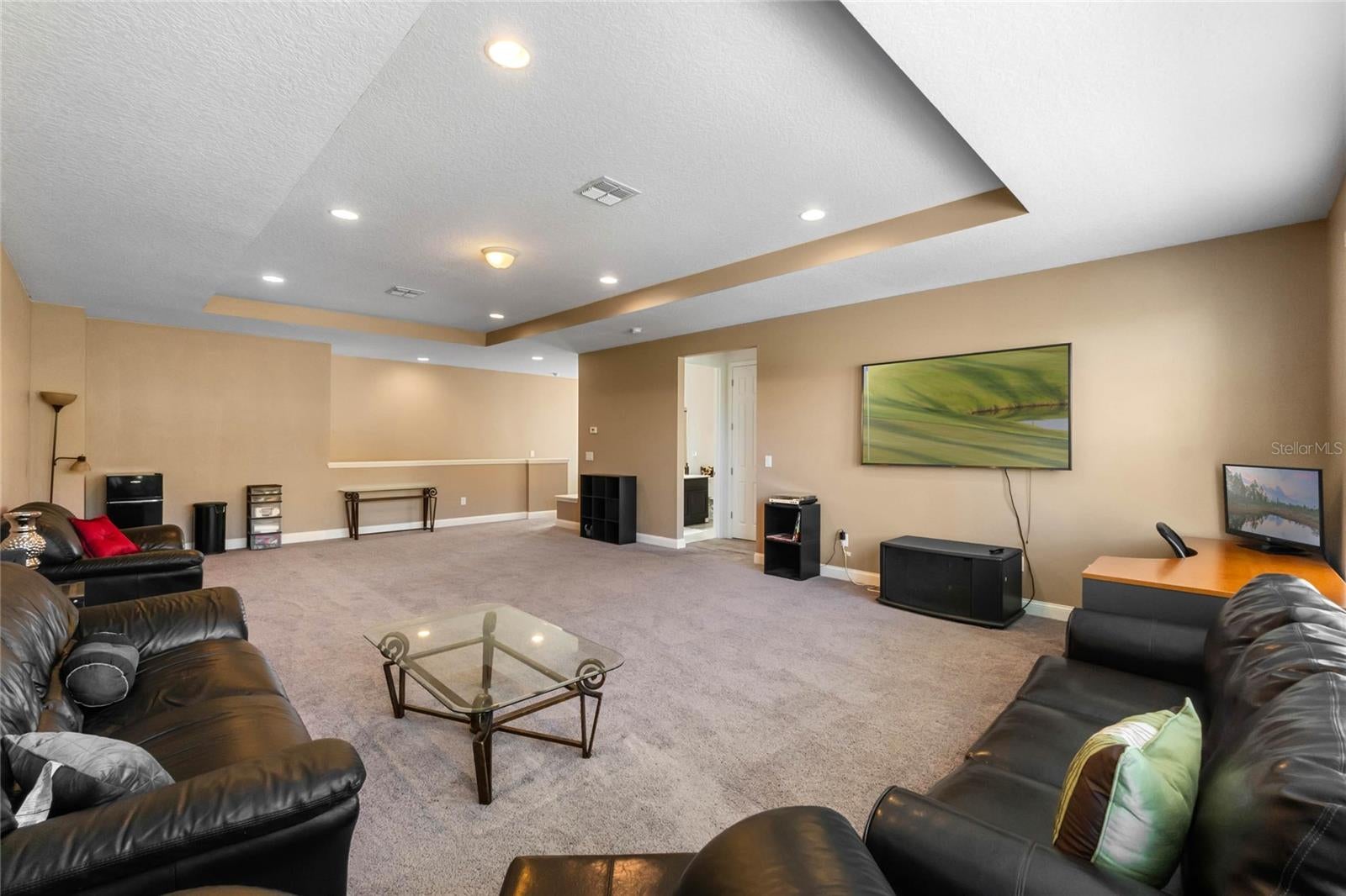 Winter Garden, Florida, 34787, United States, 5 Bedrooms Bedrooms, ,5 BathroomsBathrooms,Residential,Active,1742084