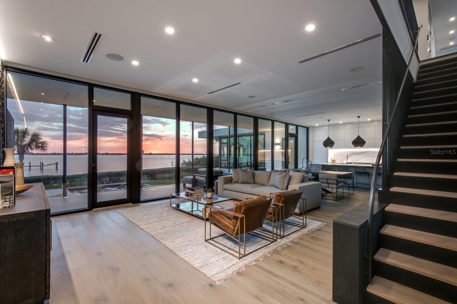 Sarasota, Florida, 34239, United States, 5 Bedrooms Bedrooms, ,5 BathroomsBathrooms,Residential,Active,2011197