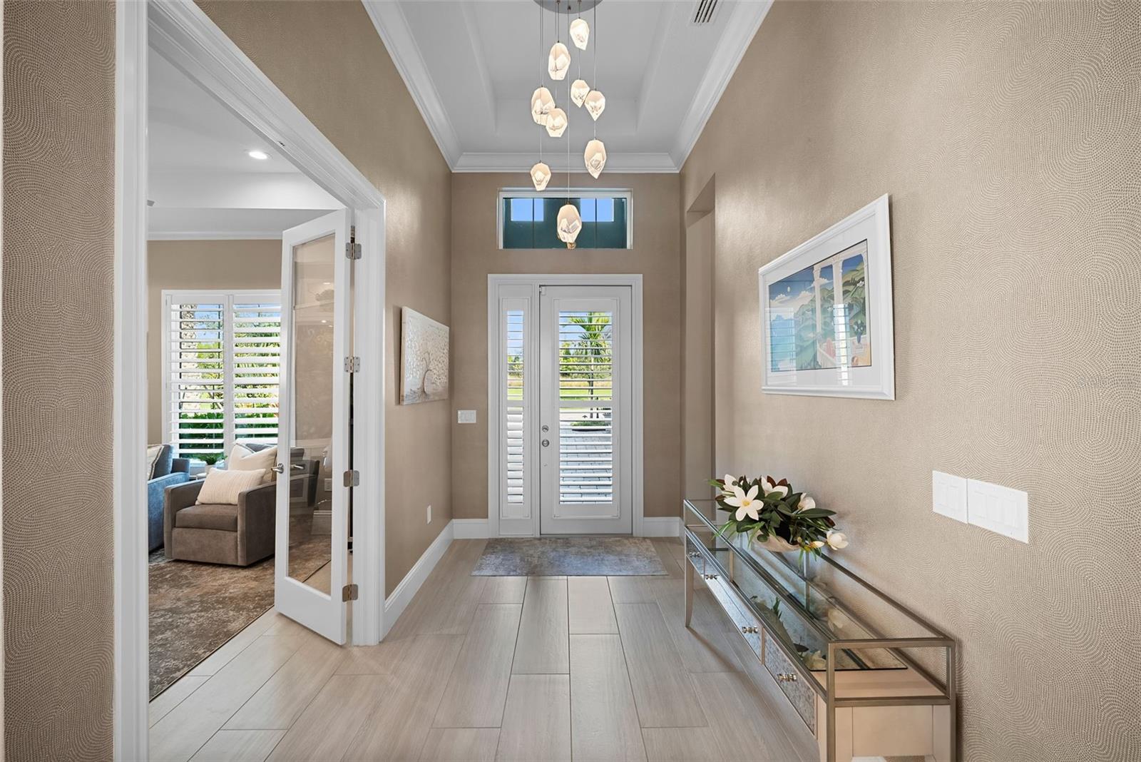 Bradenton, Florida, 34202, United States, 3 Bedrooms Bedrooms, ,4 BathroomsBathrooms,Residential,Active,1987272