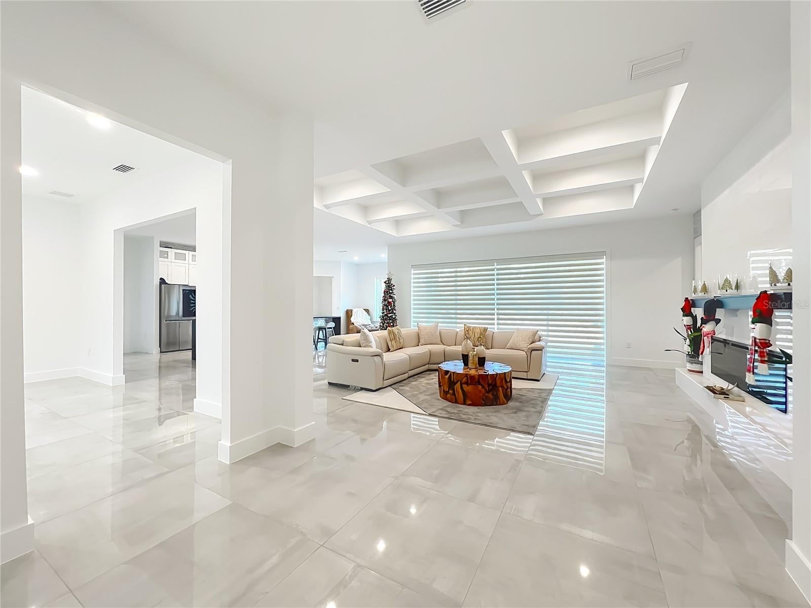 Dunnellon, Florida, 34432, United States, 5 Bedrooms Bedrooms, ,4 BathroomsBathrooms,Residential,Active,2012479