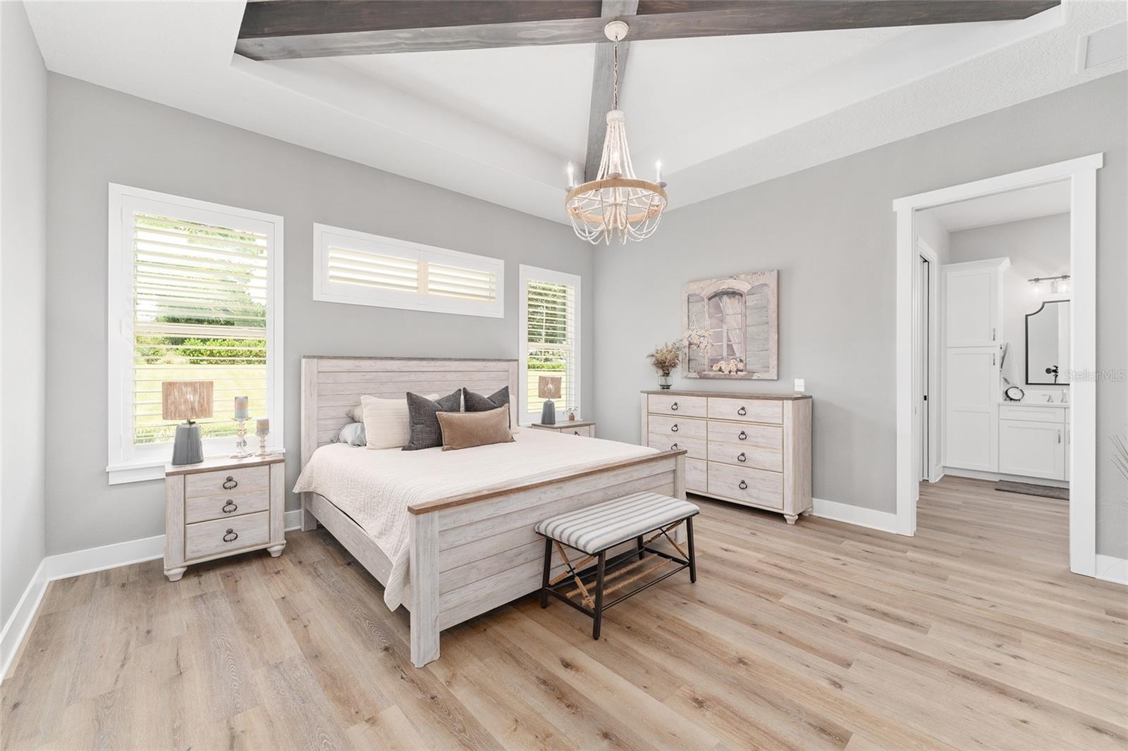 Oxford, Florida, 34484, United States, 4 Bedrooms Bedrooms, ,3 BathroomsBathrooms,Residential,Active,1936399