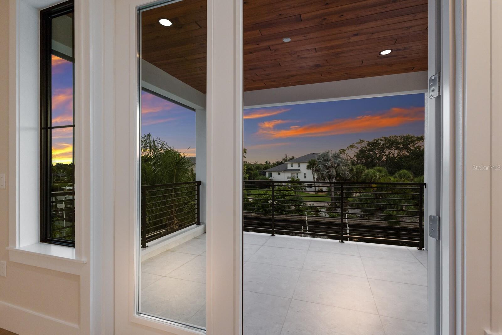 Sarasota, Florida, 34242, United States, 4 Bedrooms Bedrooms, ,6 BathroomsBathrooms,Residential,Active,1941333
