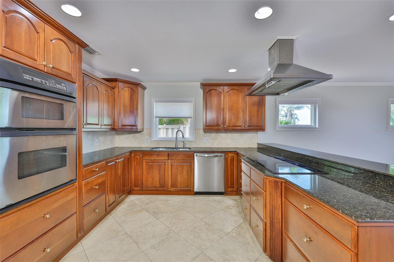 Palmetto, Florida, 34221, United States, 3 Bedrooms Bedrooms, ,3 BathroomsBathrooms,Residential,Active,1990654