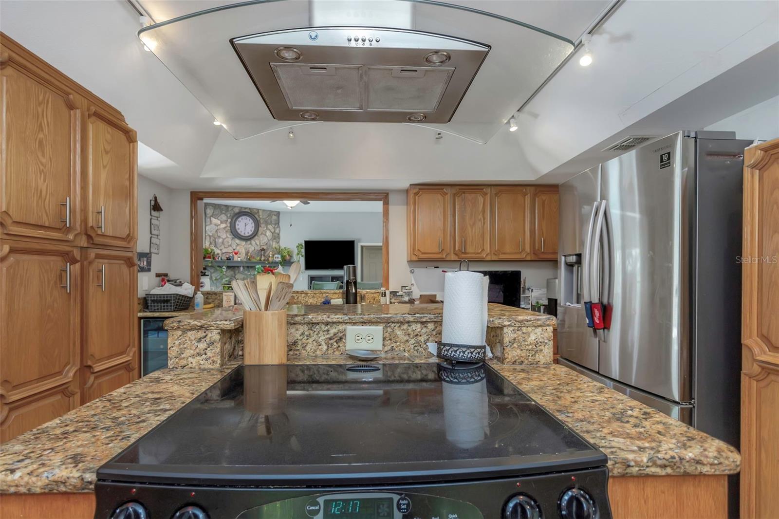 St Petersburg, Florida, 33702, United States, 5 Bedrooms Bedrooms, ,4 BathroomsBathrooms,Residential,Active,1920242