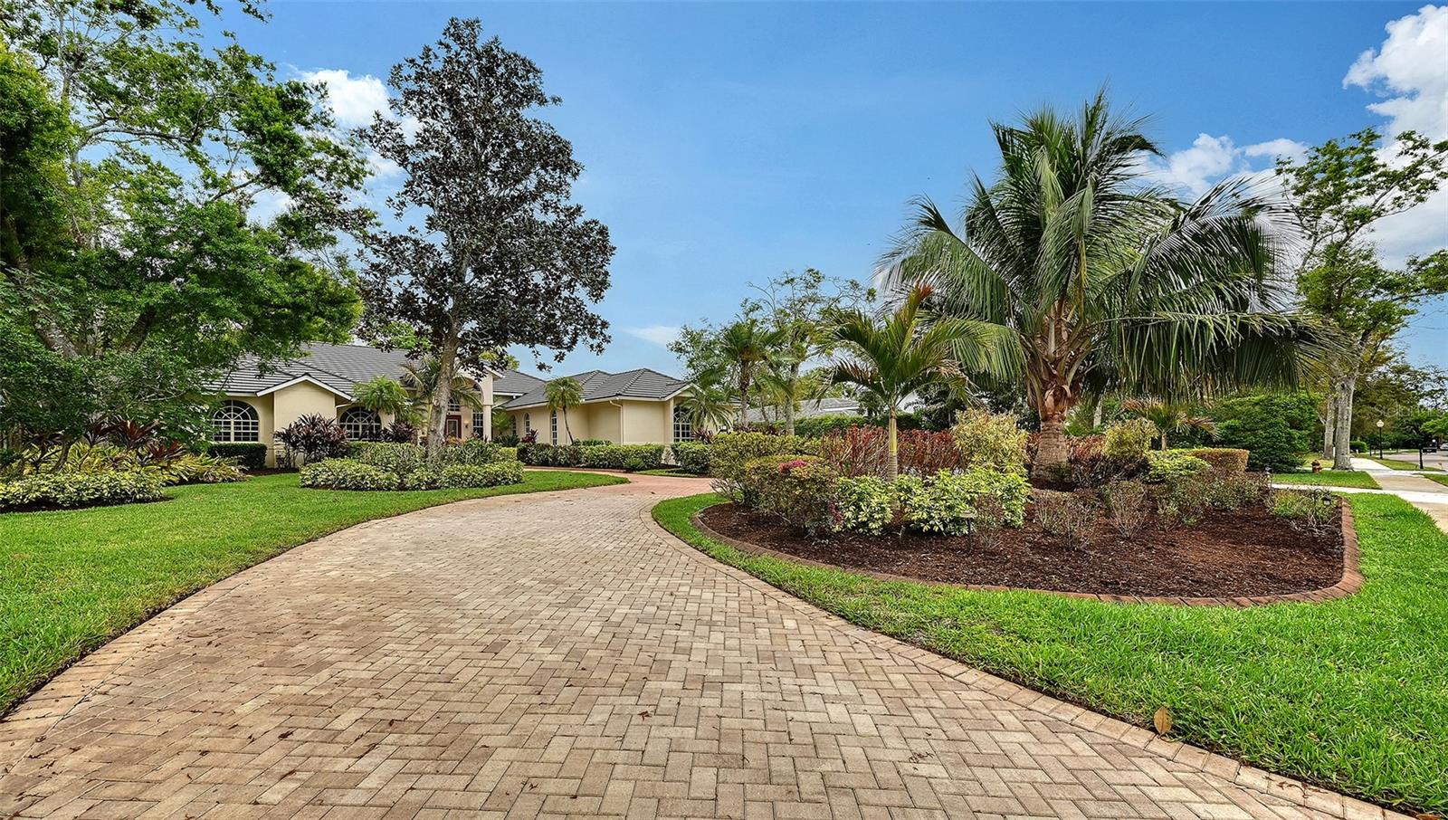 Sarasota, Florida, 34241, United States, 6 Bedrooms Bedrooms, ,5 BathroomsBathrooms,Residential,Active,2027822