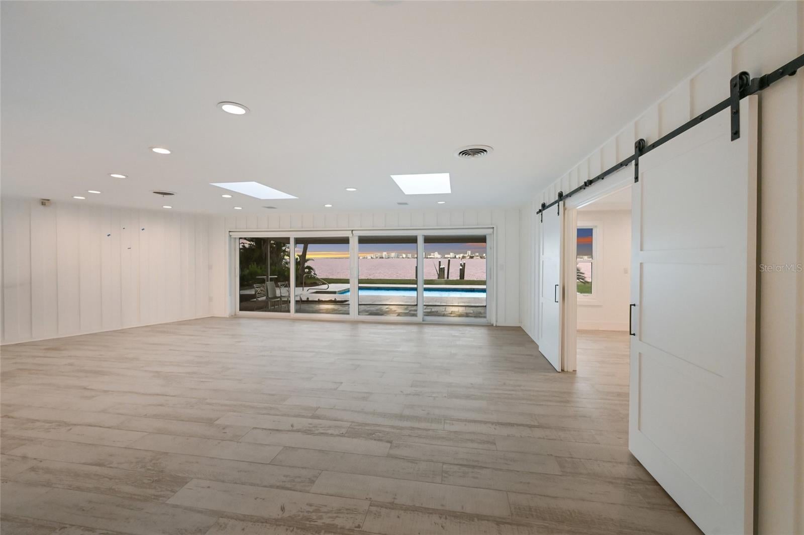 Sarasota, Florida, 34242, United States, 3 Bedrooms Bedrooms, ,2 BathroomsBathrooms,Residential,Active,2006986