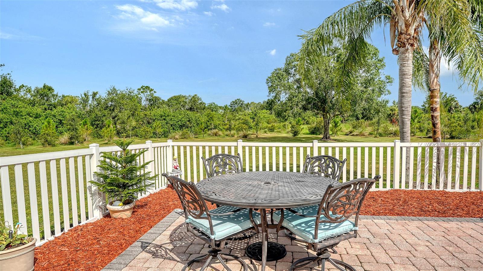 Sarasota, Florida, 34241, United States, 5 Bedrooms Bedrooms, ,4 BathroomsBathrooms,Residential,Active,1888985