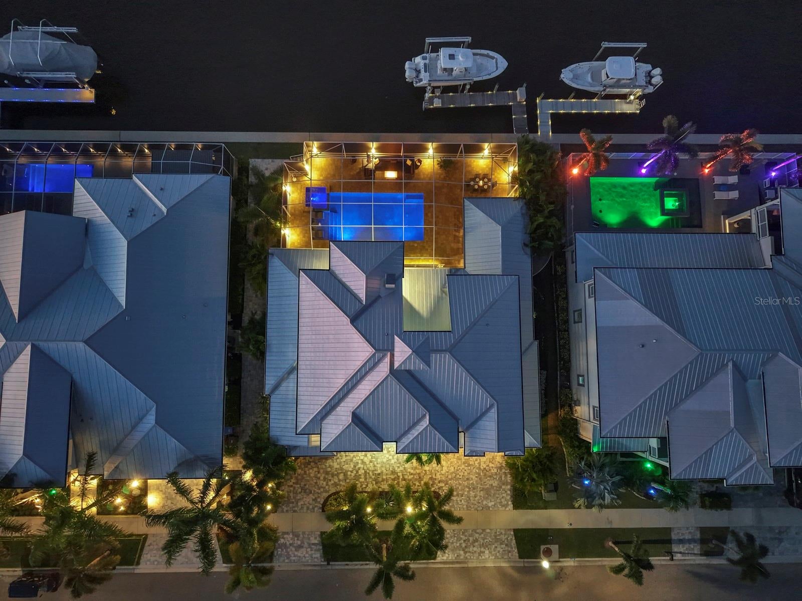 Apollo Beach, Florida, 33572, United States, 3 Bedrooms Bedrooms, ,4 BathroomsBathrooms,Residential,Active,1972155