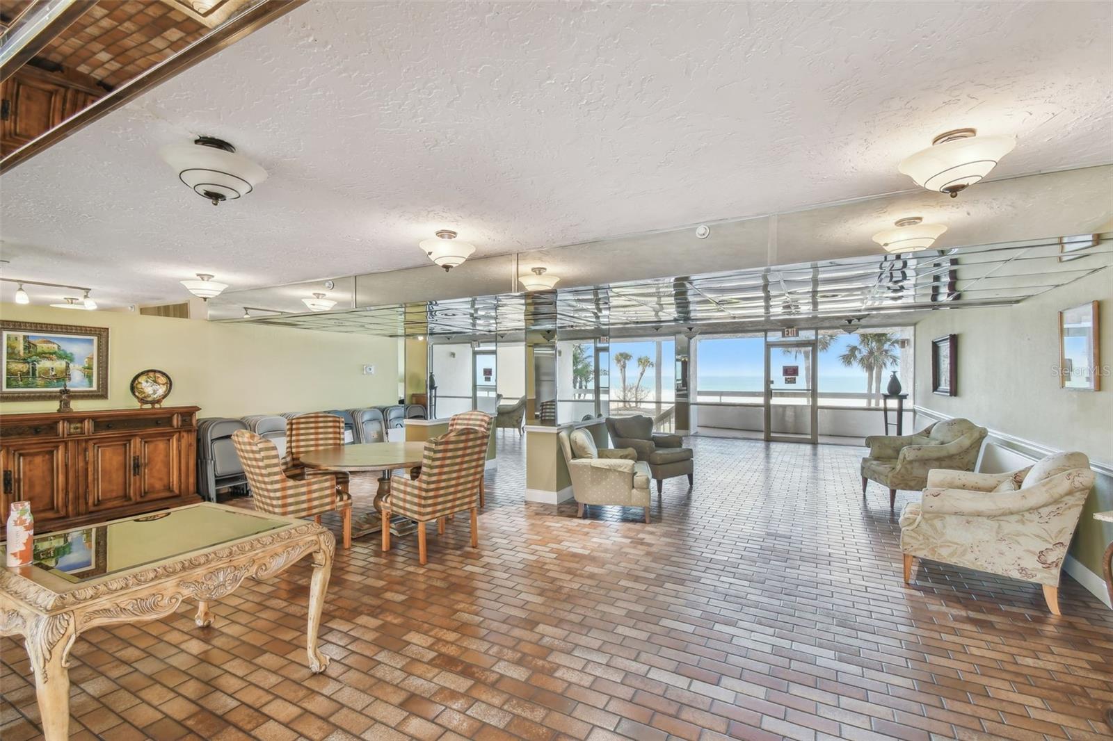 Redington Shores, Florida, 33708, United States, ,3 BathroomsBathrooms,Residential,Active,1824910