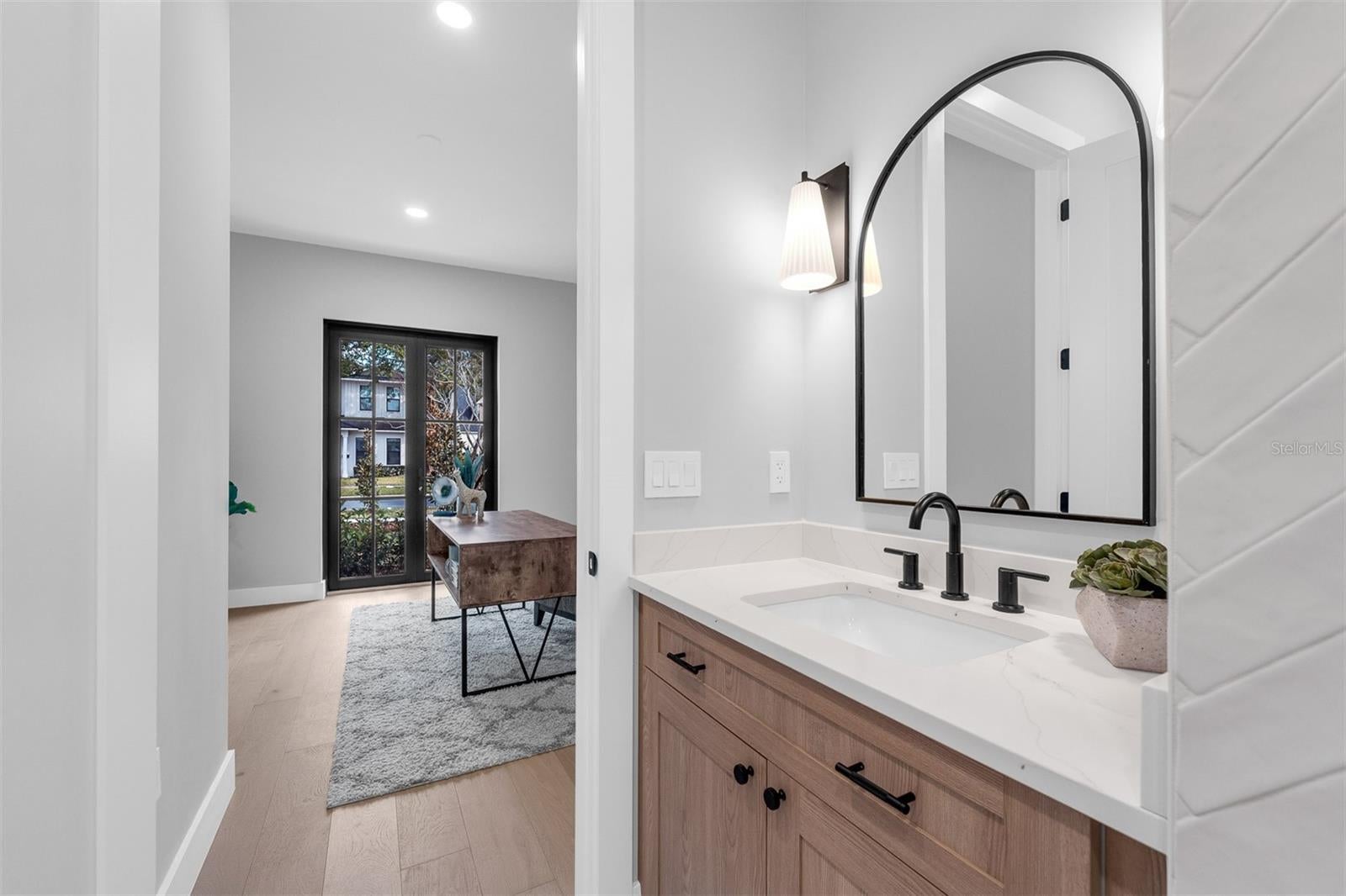 Orlando, Florida, 32804, United States, 5 Bedrooms Bedrooms, ,5 BathroomsBathrooms,Residential,Active,2019846