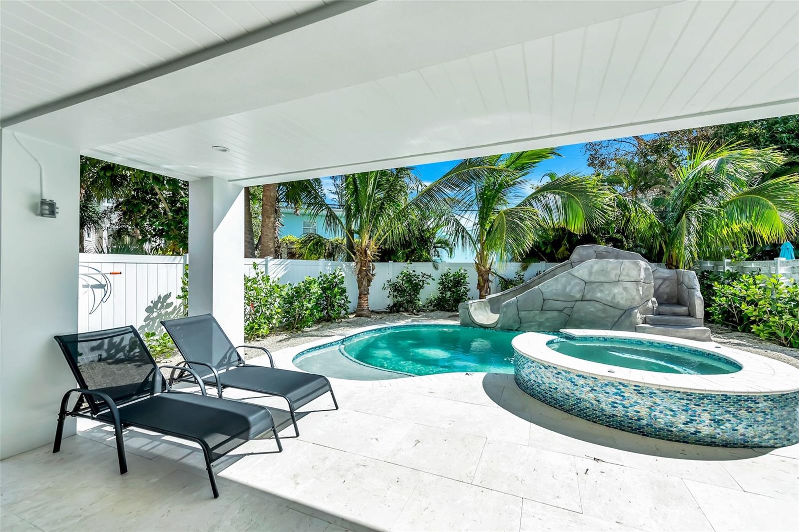 Sarasota, Florida, 34242, United States, 7 Bedrooms Bedrooms, ,7 BathroomsBathrooms,Residential,Active,1831779