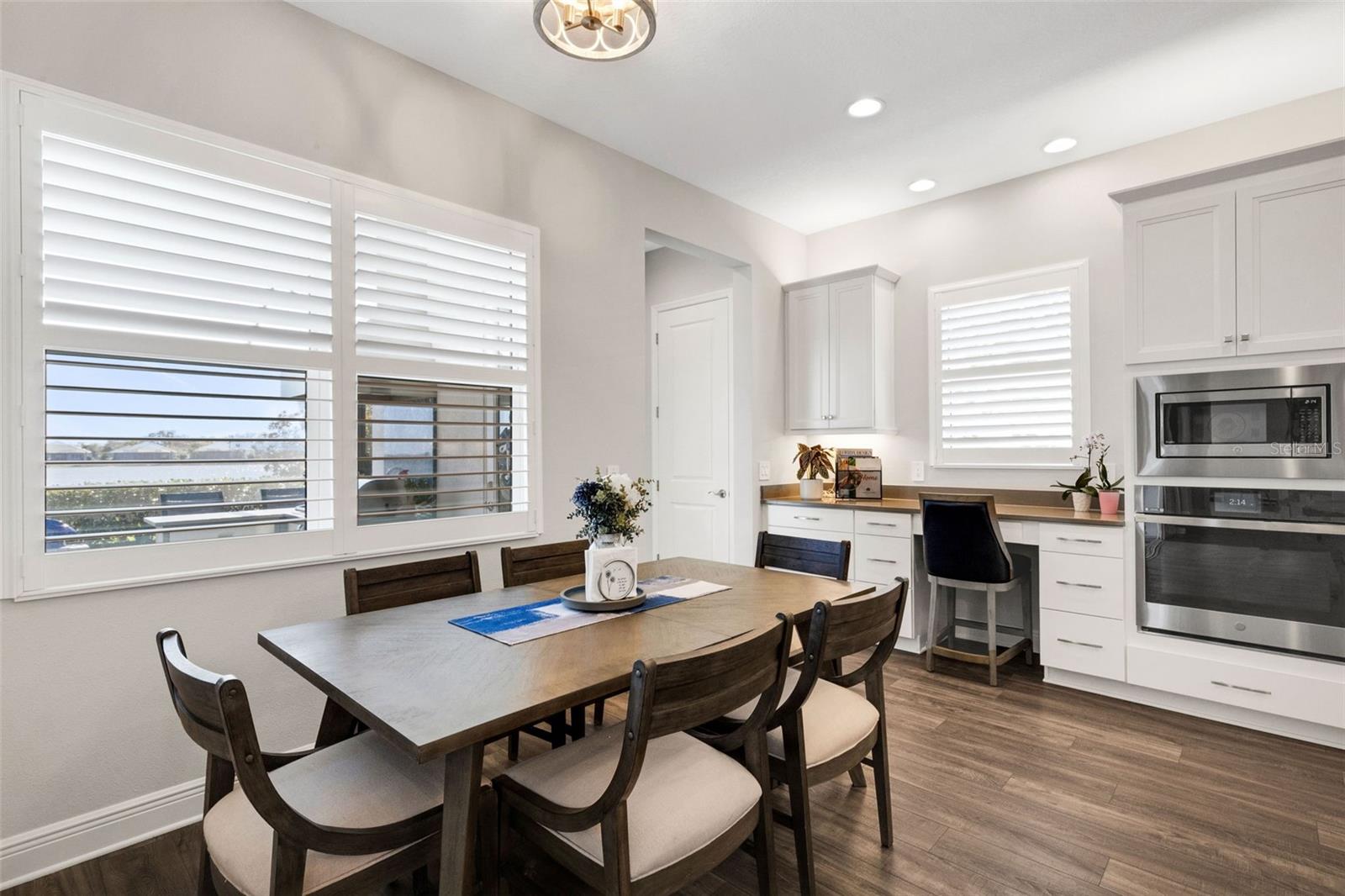 Sarasota, Florida, 34240, United States, 3 Bedrooms Bedrooms, ,3 BathroomsBathrooms,Residential,Active,2015455