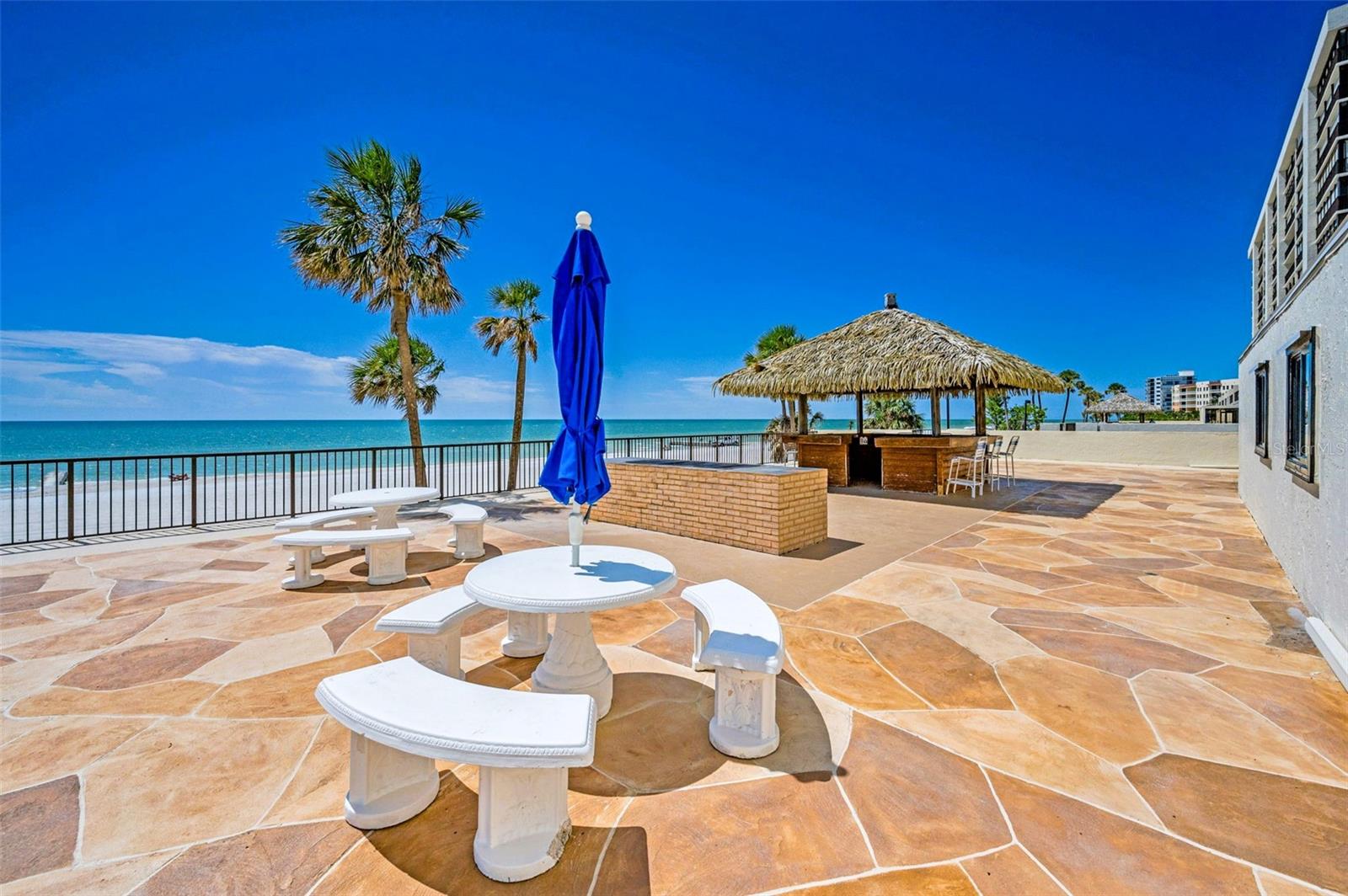 Madeira Beach, Florida, 33708, United States, 2 Bedrooms Bedrooms, ,2 BathroomsBathrooms,Residential,Active,1945844