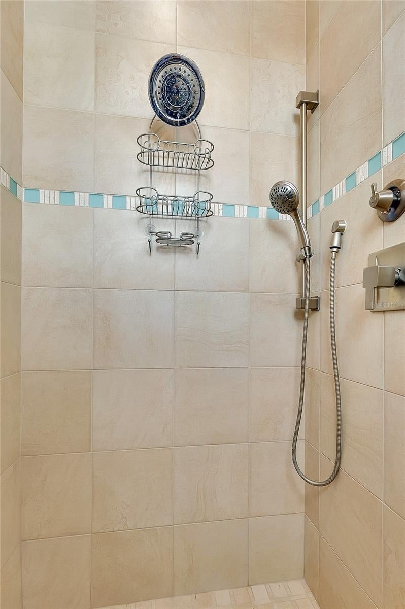 Venice, Florida, 34285, United States, 3 Bedrooms Bedrooms, ,3 BathroomsBathrooms,Residential,Active,2008926