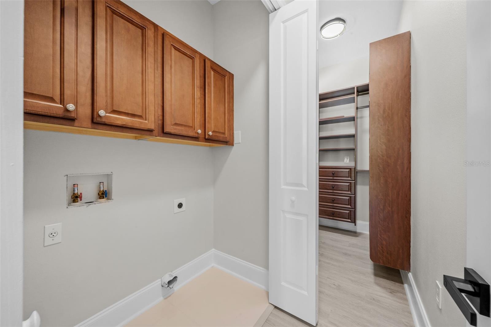 Brandon, Florida, 33510, United States, 6 Bedrooms Bedrooms, ,7 BathroomsBathrooms,Residential,Active,1905348