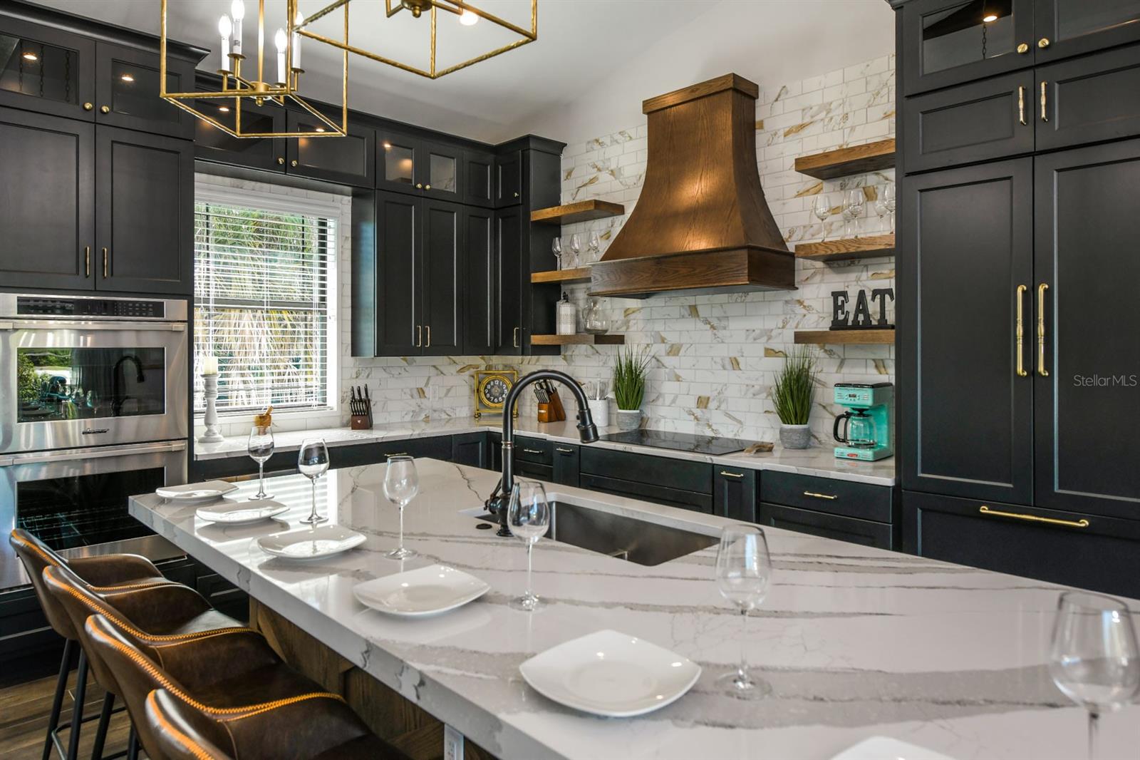 Sarasota, Florida, 34236, United States, 6 Bedrooms Bedrooms, ,6 BathroomsBathrooms,Residential,Active,1831859