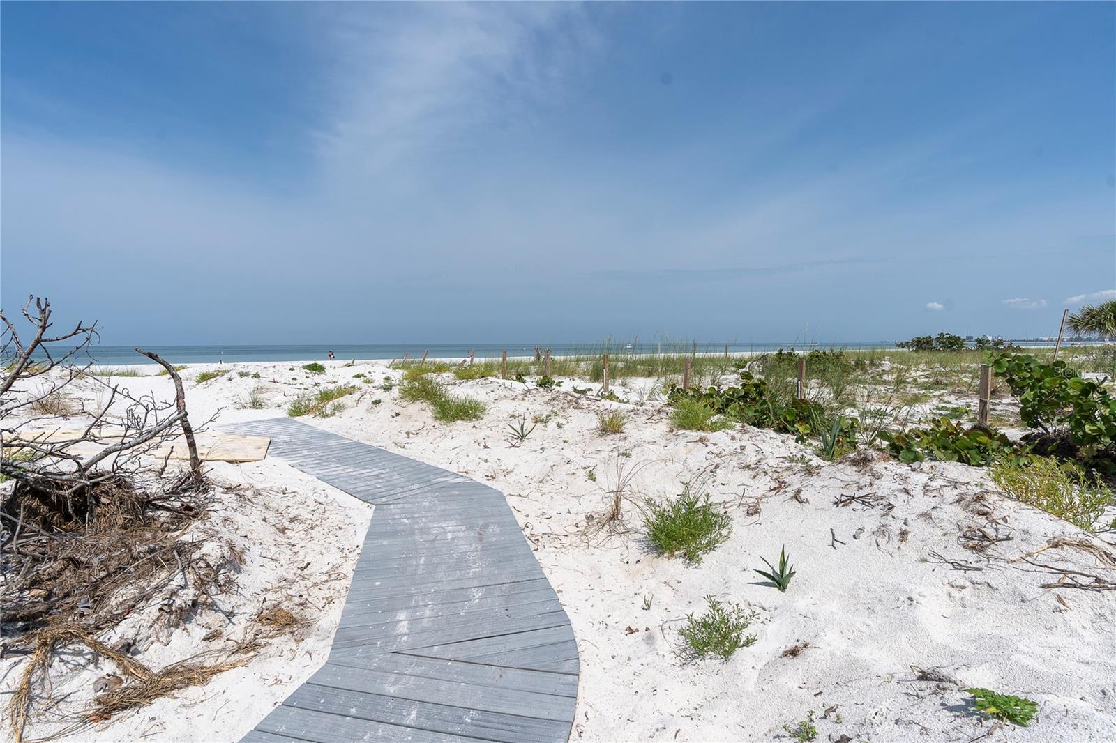 St Pete Beach, Florida, 33706, United States, 2 Bedrooms Bedrooms, ,2 BathroomsBathrooms,Residential,Active,2010538