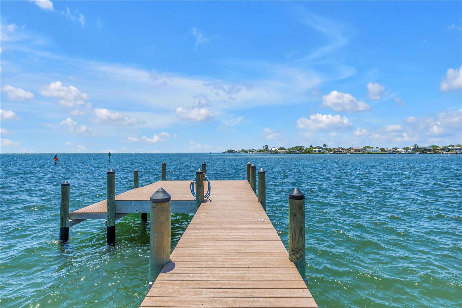 St Petersburg, Florida, 33705, United States, 5 Bedrooms Bedrooms, ,4 BathroomsBathrooms,Residential,Pending,2045504