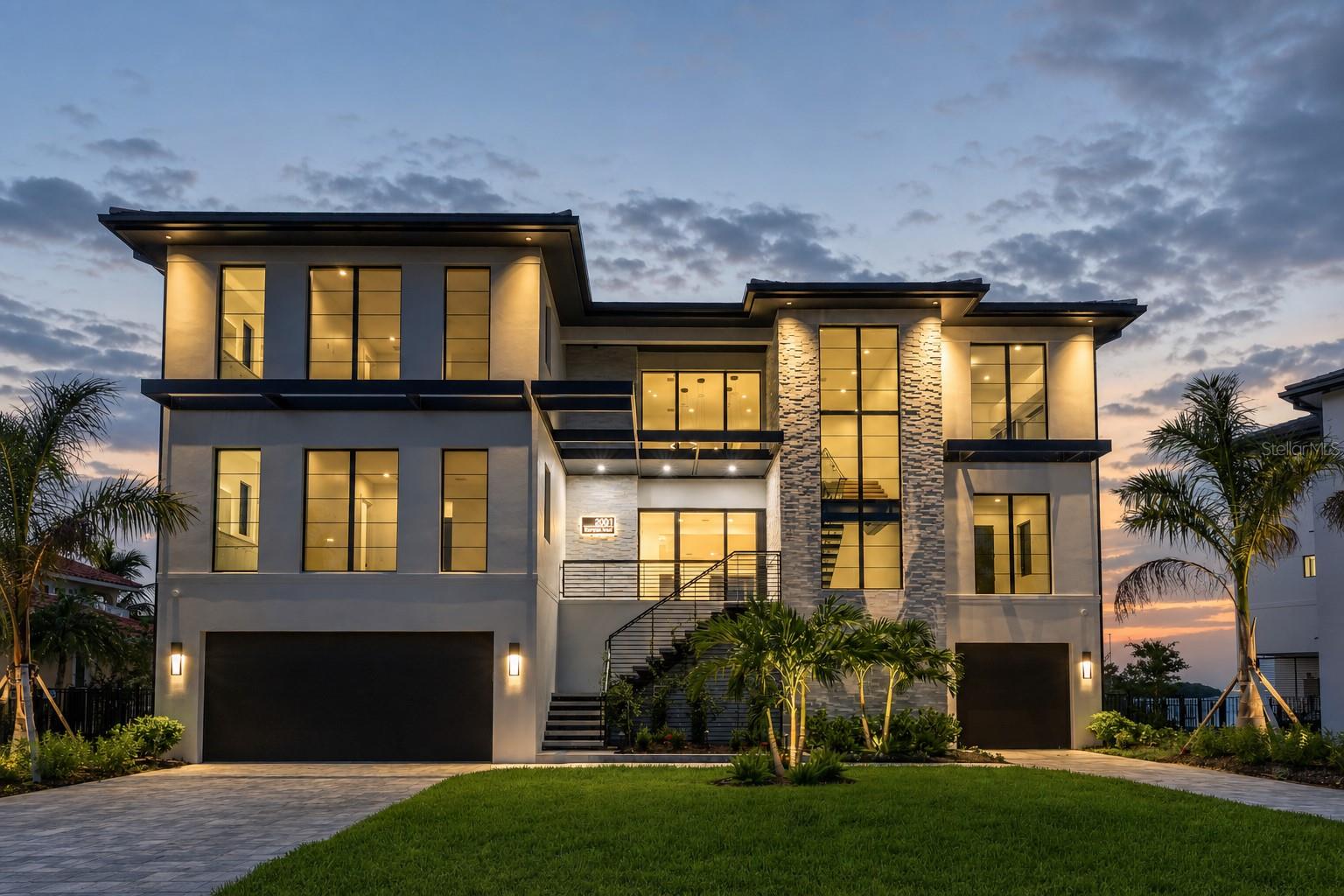 St Petersburg, Florida, 33703, United States, 5 Bedrooms Bedrooms, ,6 BathroomsBathrooms,Residential,Active,1703441