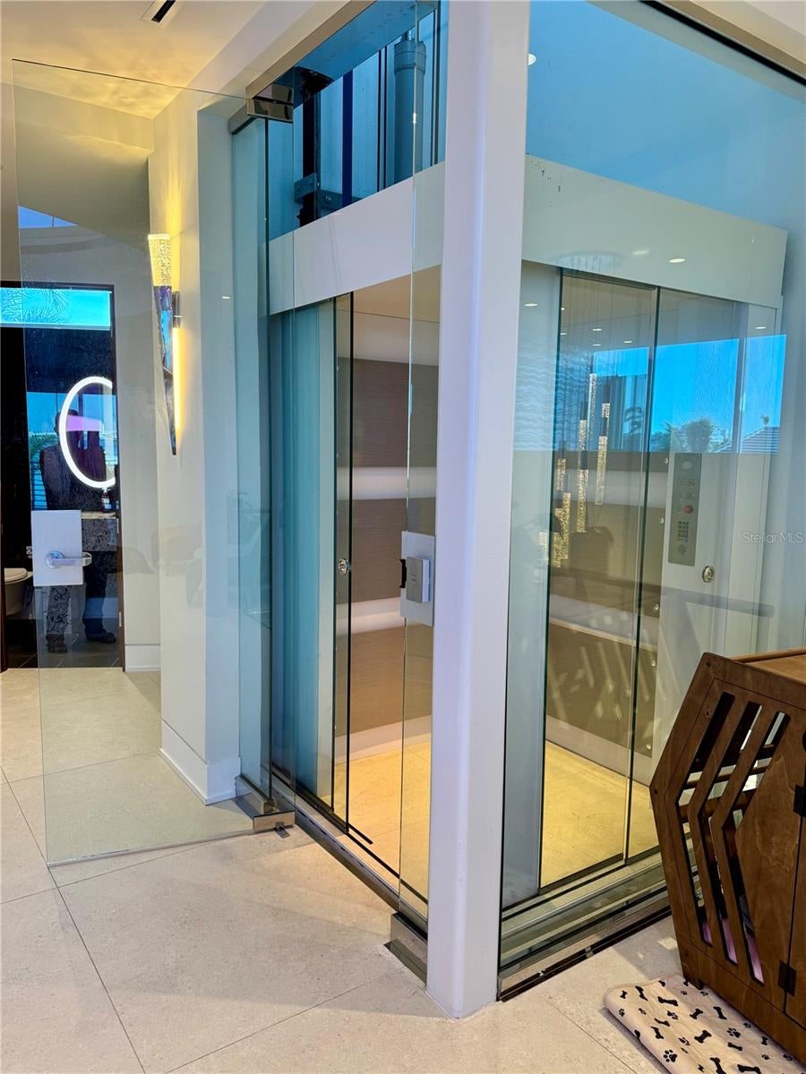 Treasure Island, Florida, 33706, United States, ,7 BathroomsBathrooms,Residential,Active,1772746