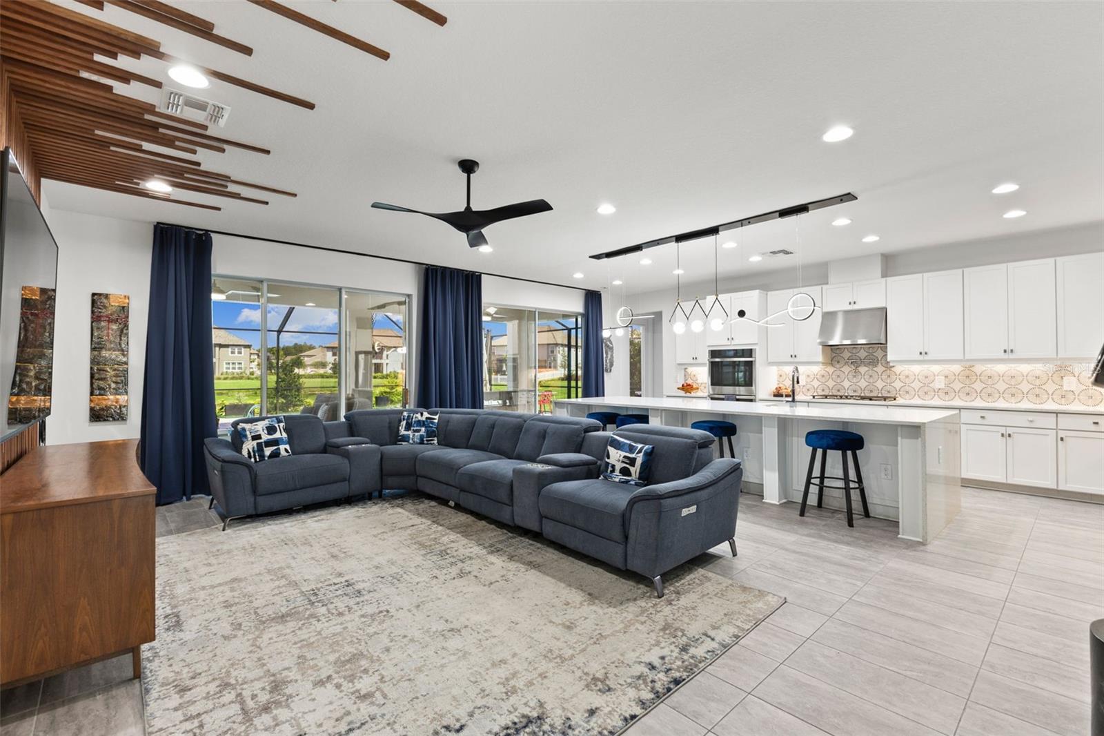 Wesley Chapel, Florida, 33545, United States, 7 Bedrooms Bedrooms, ,6 BathroomsBathrooms,Residential,Active,1894568