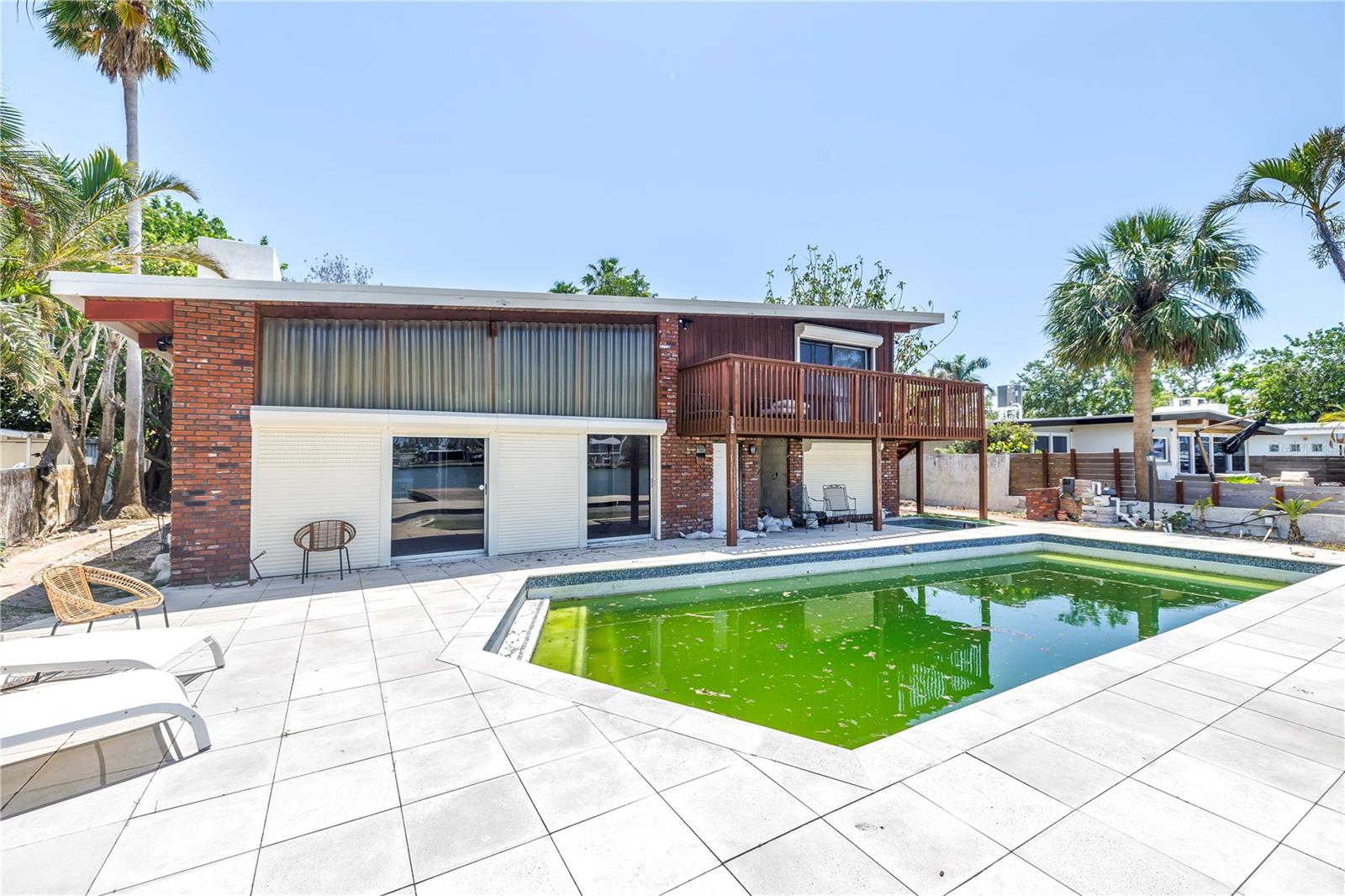 Treasure Island, Florida, 33706, United States, ,4 BathroomsBathrooms,Residential,Active,1808105